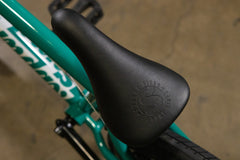 Sunday Primer (Gloss Billiard Green with 20" tt)