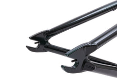 Sunday Silvawave Frame (Metallic Seaweed Green)